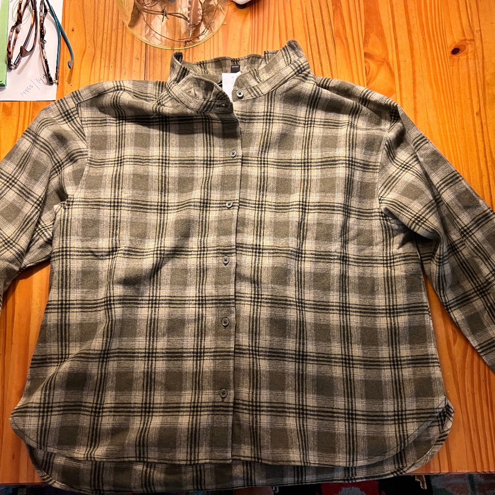 Banan Republic L/S shirt